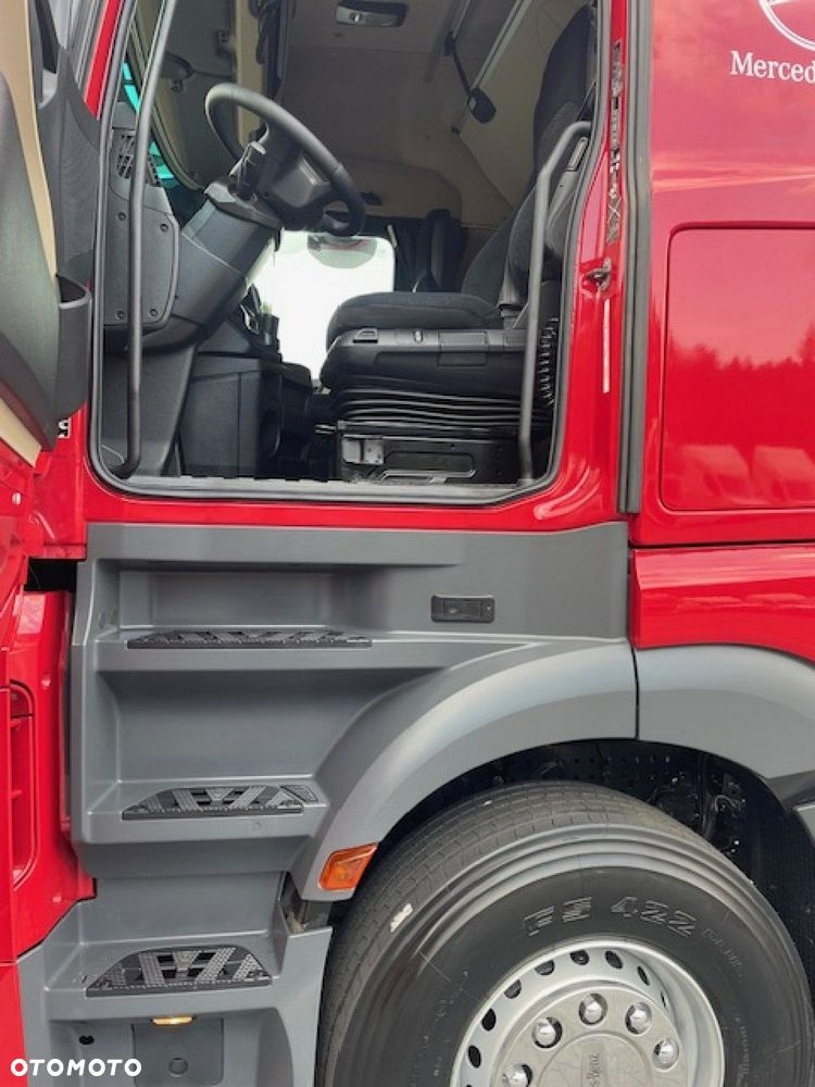 Mercedes-Benz Actros 18.51 Big Space, Piękny, Nowe opony - 22