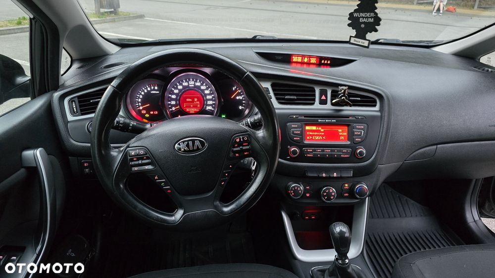 Kia Ceed - 7