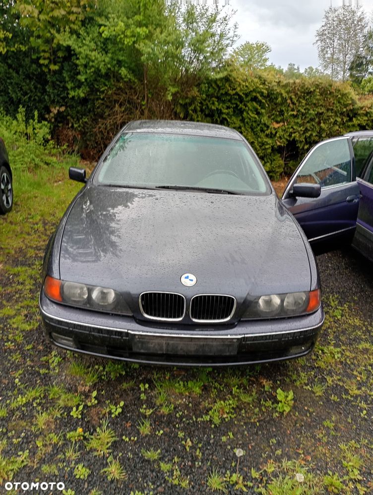 BMW Seria 5 523i - 4