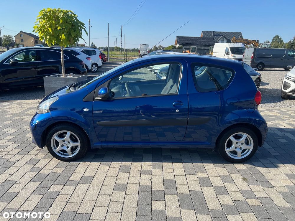 Toyota Aygo 2008 photo 2