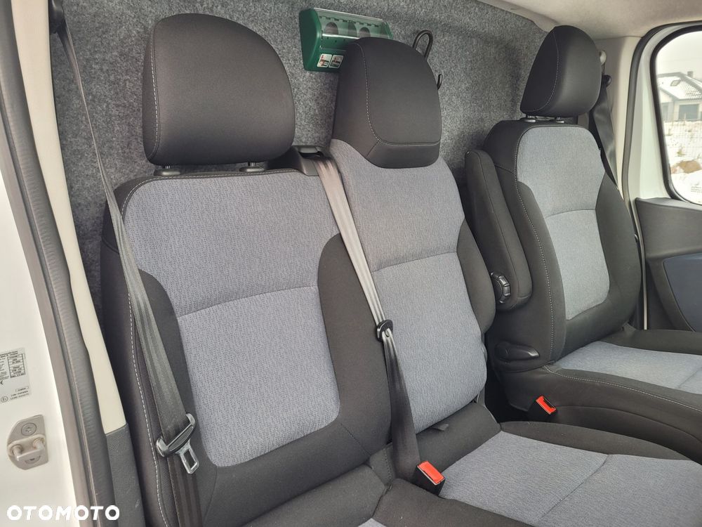 Opel Vivaro Długi L2 Webasto - 16