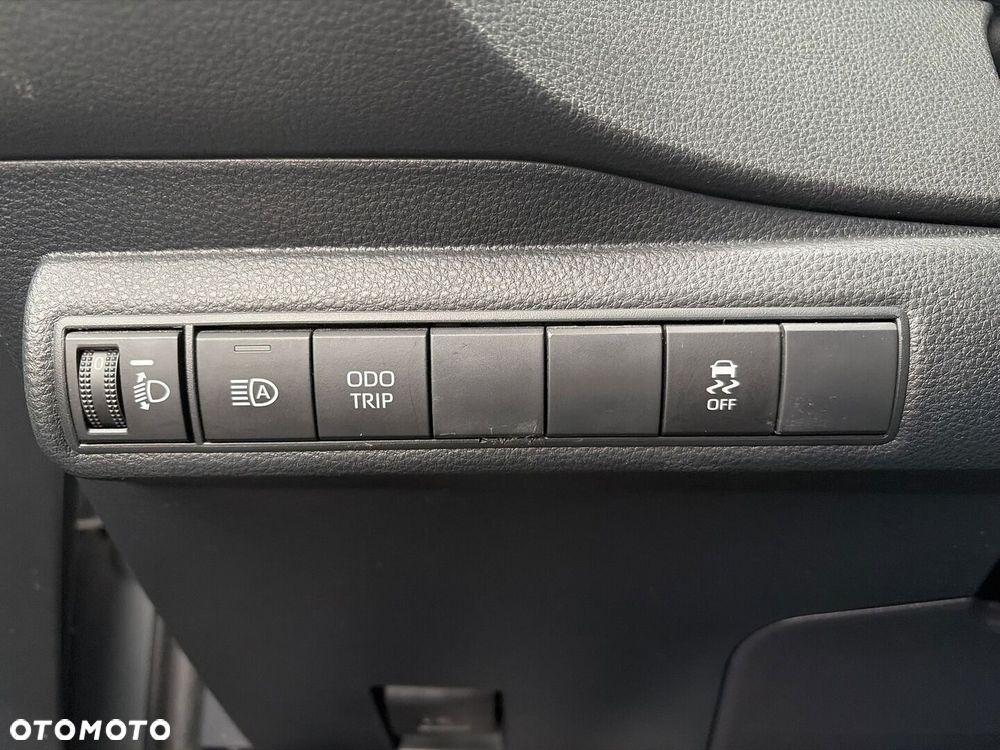 Toyota Corolla - 19