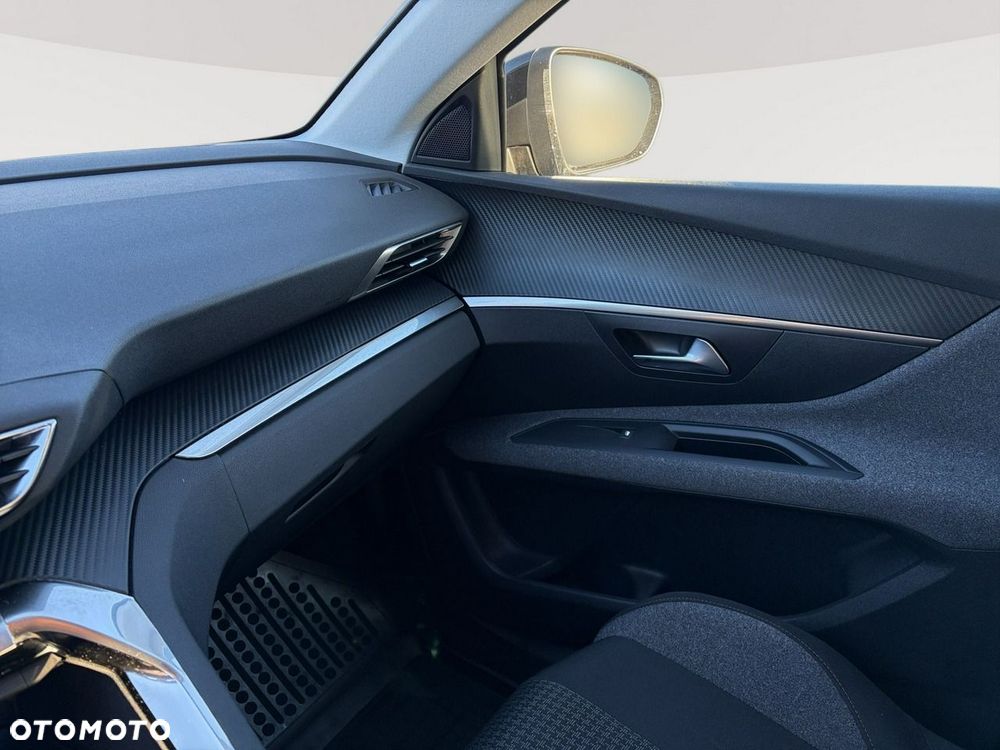 Peugeot 3008 1.2 PureTech Active S&S - 22