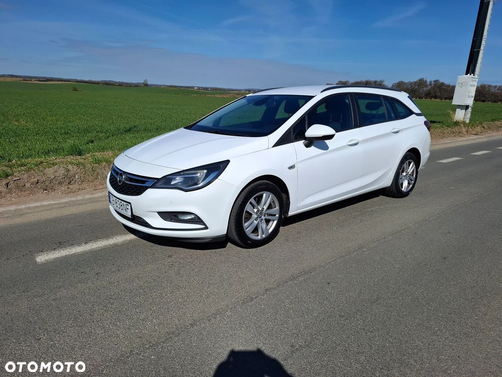 Opel Astra 1.6 CDTI Dynamic - 3