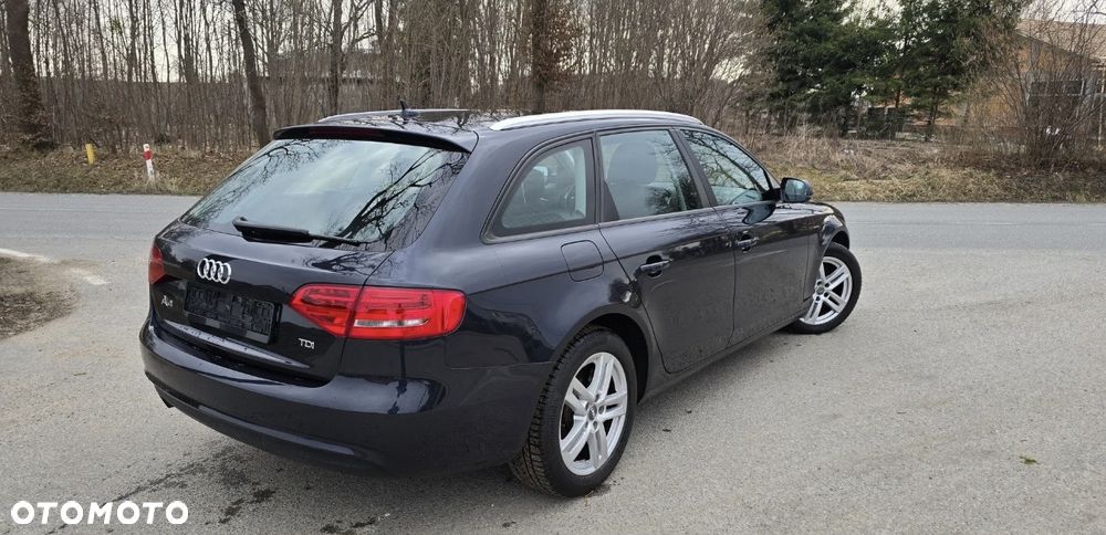 Audi A4 Avant 2.0 TDI Multitronic - 4