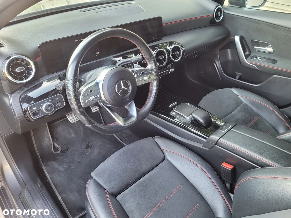 Mercedes-Benz Klasa A 180 7G-DCT AMG Line - 6