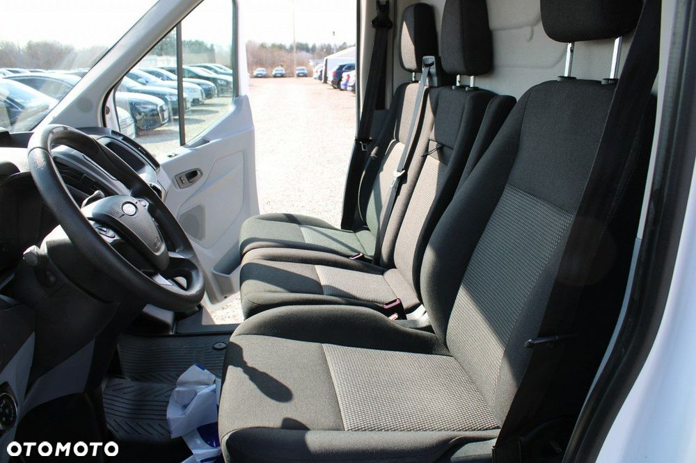 Ford Transit - 19