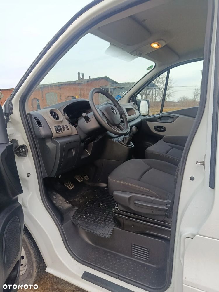 Renault Trafic - 9