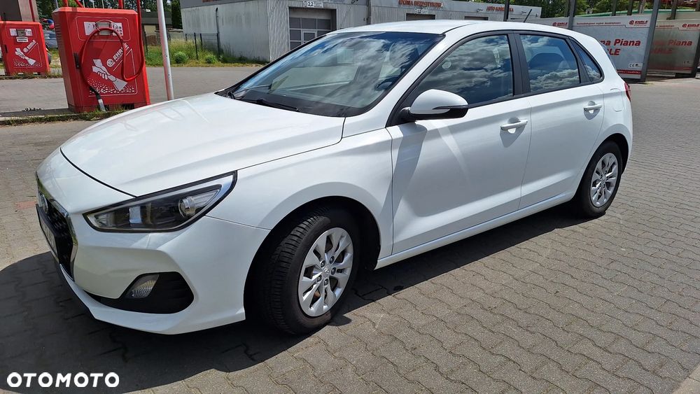 Hyundai i30 1.6 D Classic + - 2