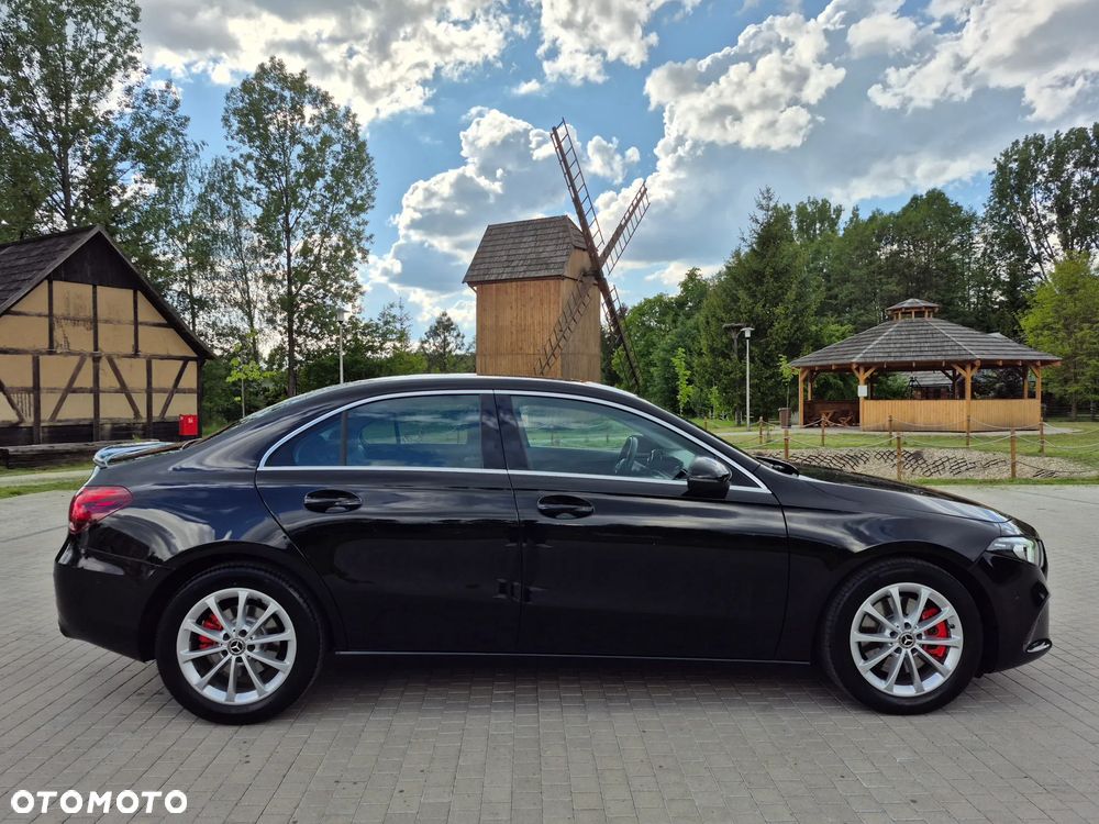 Mercedes-Benz Klasa A 250 7G-DCT Progressive - 36