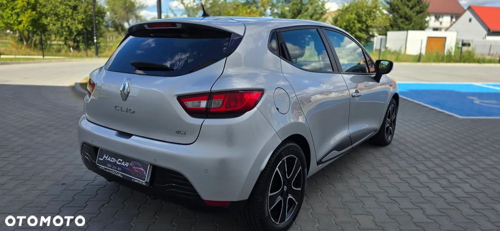 Renault Clio - 14