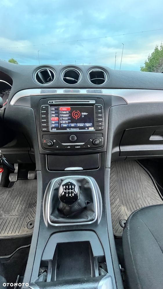 Ford Galaxy 2.0 TDCi Trend - 16