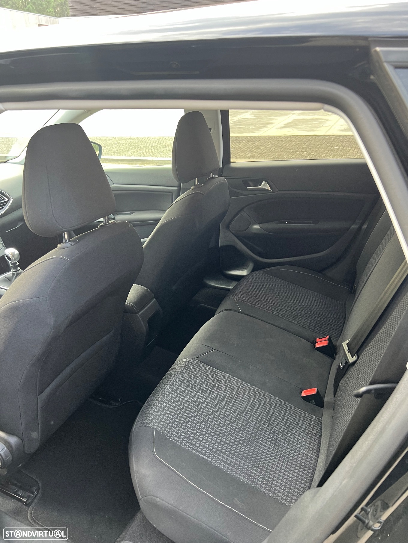Peugeot 308 1.2 PureTech Business Line - 11