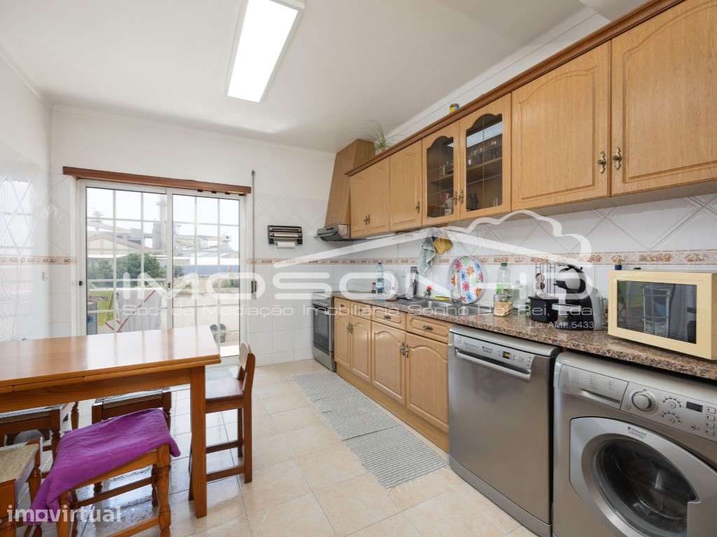 Apartamento T3 com garagem e arrecadação individual - Grande imagem: 3/24