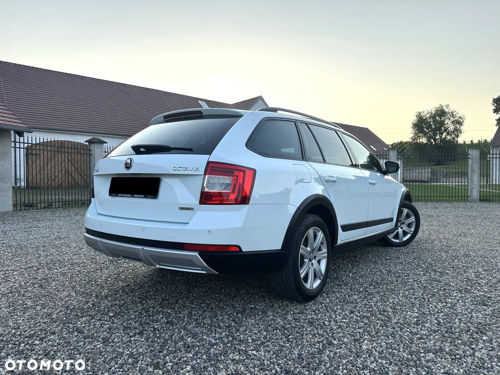 Skoda Octavia Scout 2.0 TDI 4x4 DSG - 4