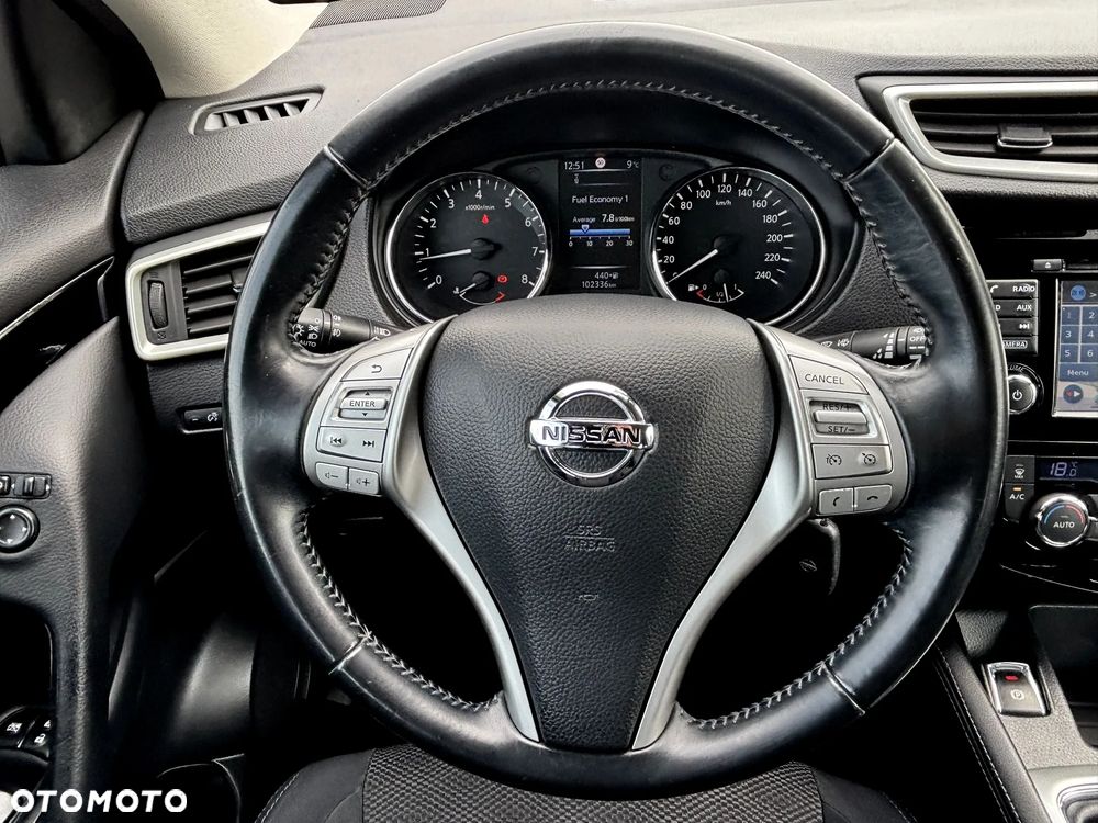 Nissan Qashqai 1.2 DIG-T Acenta EU6 - 19