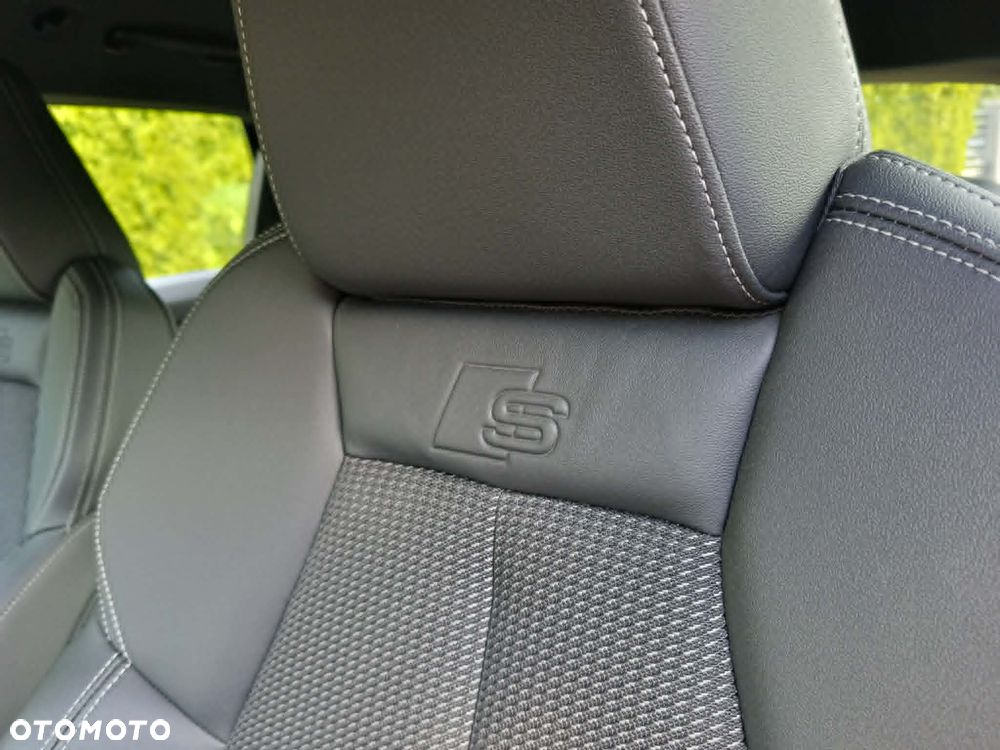Audi Q4 e-tron 45 82kWh S Line - 26