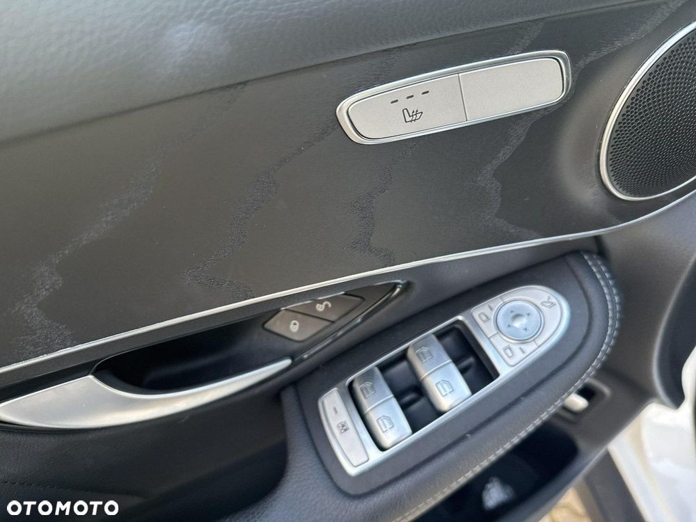 Mercedes-Benz GLC - 12