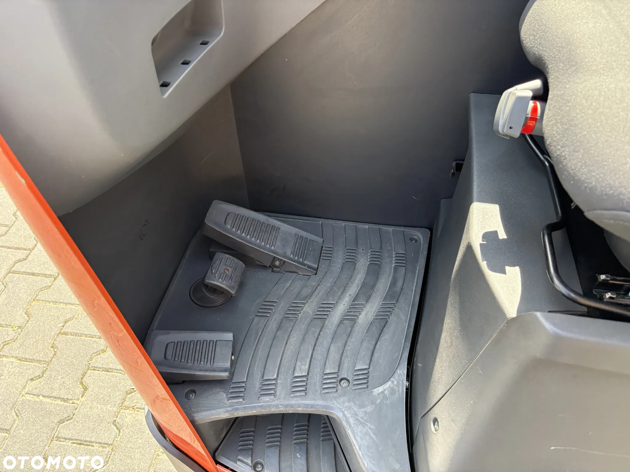 Toyota RRE140B5 - 22