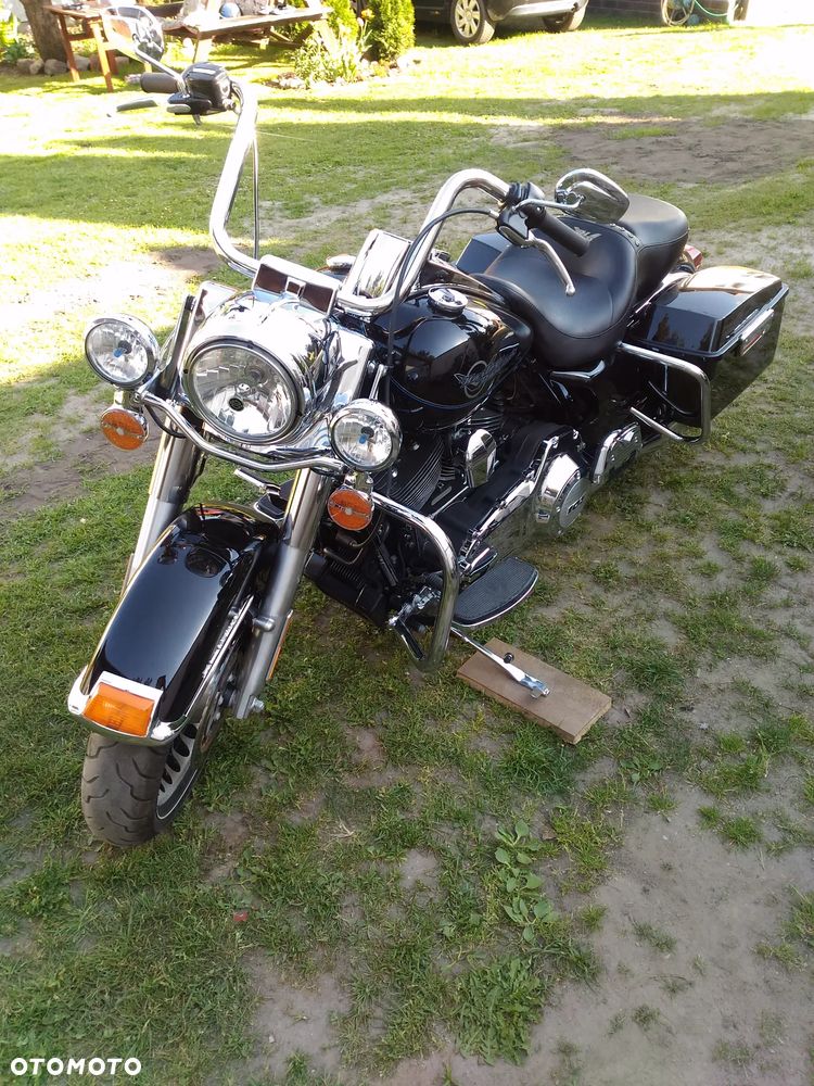 Harley-Davidson Touring Road King - 4