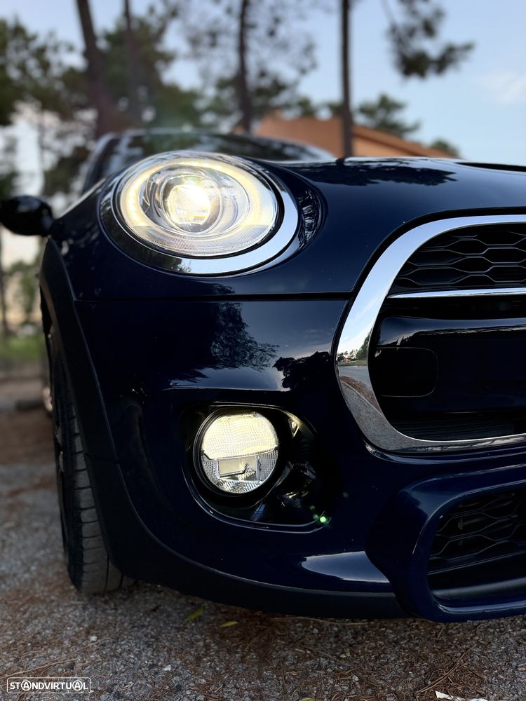 MINI 5 Portas Cooper SD Auto Desportiva - 49