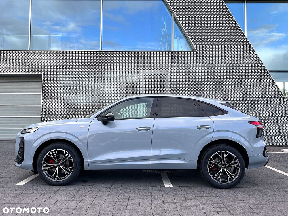 Audi Q3 Sportback - 8