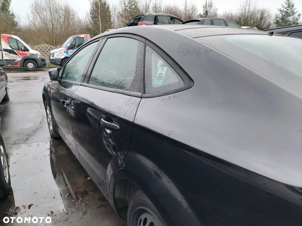ZDERZAK TYŁ TYLNY  FORD MONDEO MK4 HATCHBACK KOD LAK. BA7 - 13