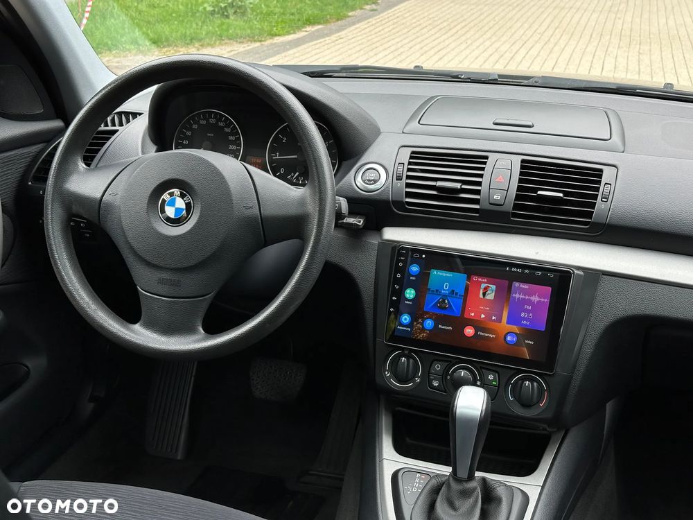 BMW Seria 1 116i - 8