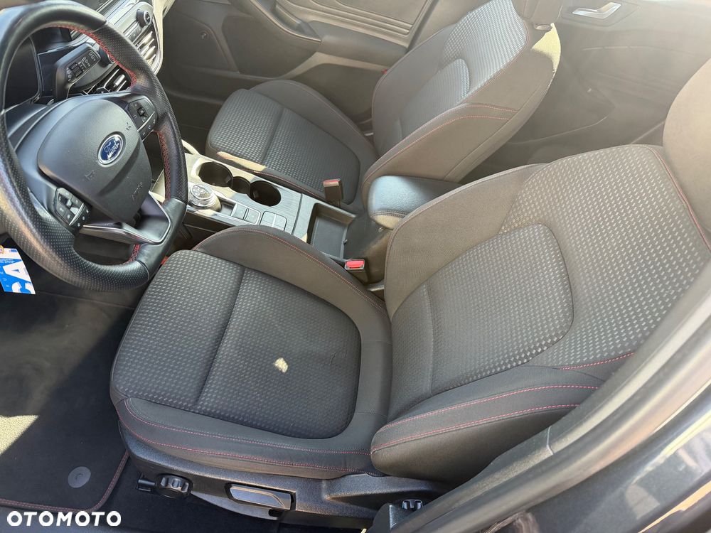 Ford Focus 1.5 EcoBoost STart-Stopp-System ST-LINE - 26