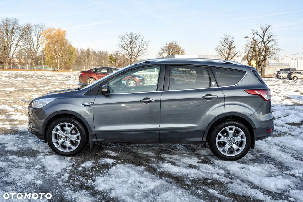 Ford Escape 2.0 EcoBoost AWD Titanium - 2
