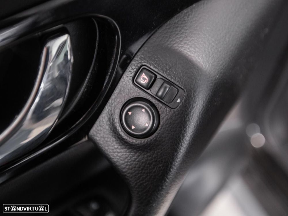 Nissan Qashqai - 24