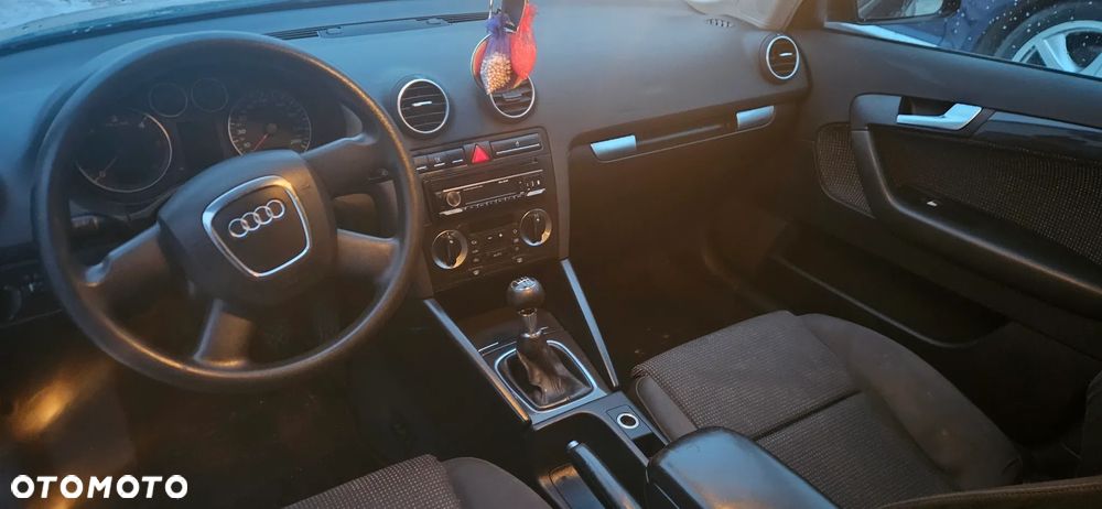 Audi A3 Sportback - 5