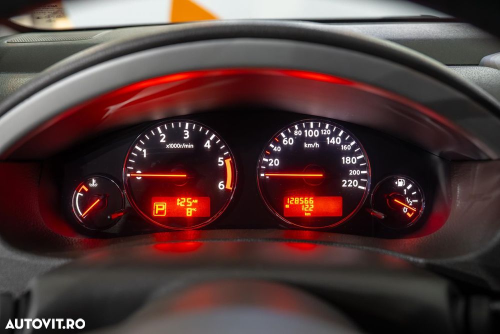 Nissan Pathfinder 2.5 dCi DPF All Mode 4X4 LE Aut. - 17