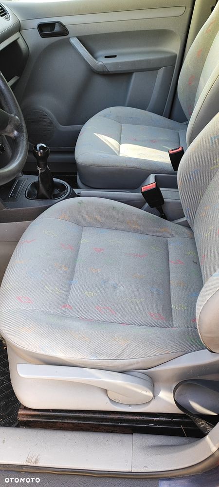 Volkswagen Caddy Mixt - 7