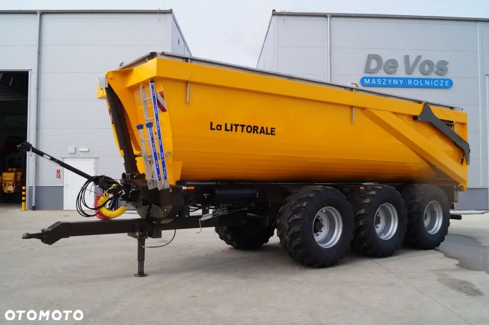 Inny Przyczepa Rolnicza La Littorale C310C - 1