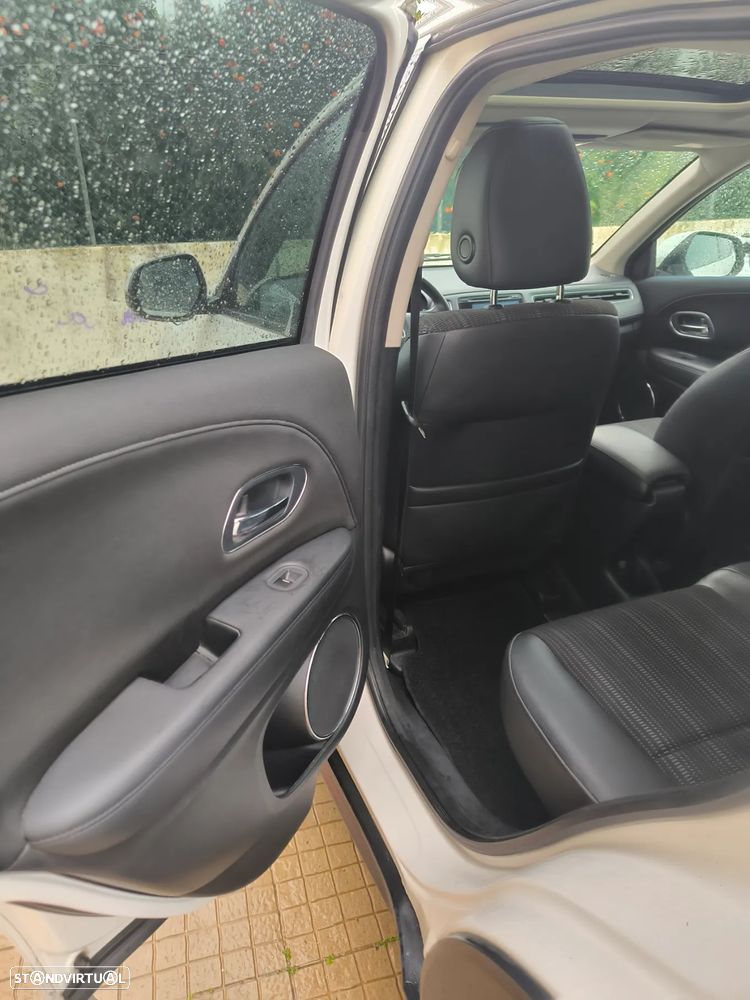 Honda HR-V 1.5 i-VTEC Elegance CVT - 4