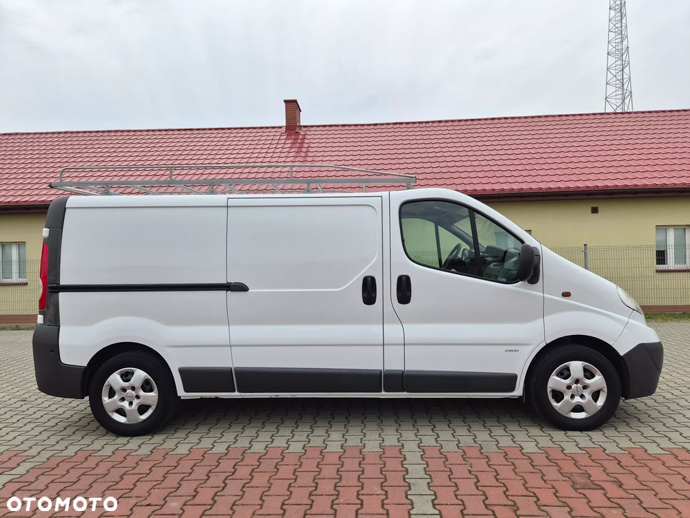 Opel Vivaro - 13