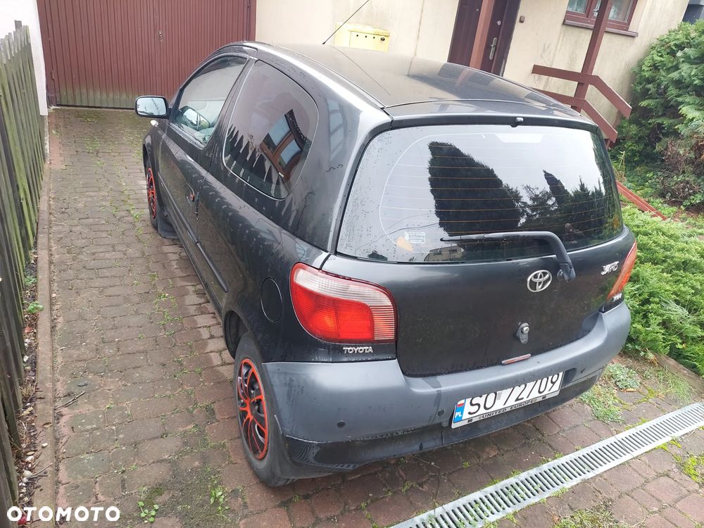 Toyota Yaris - 3