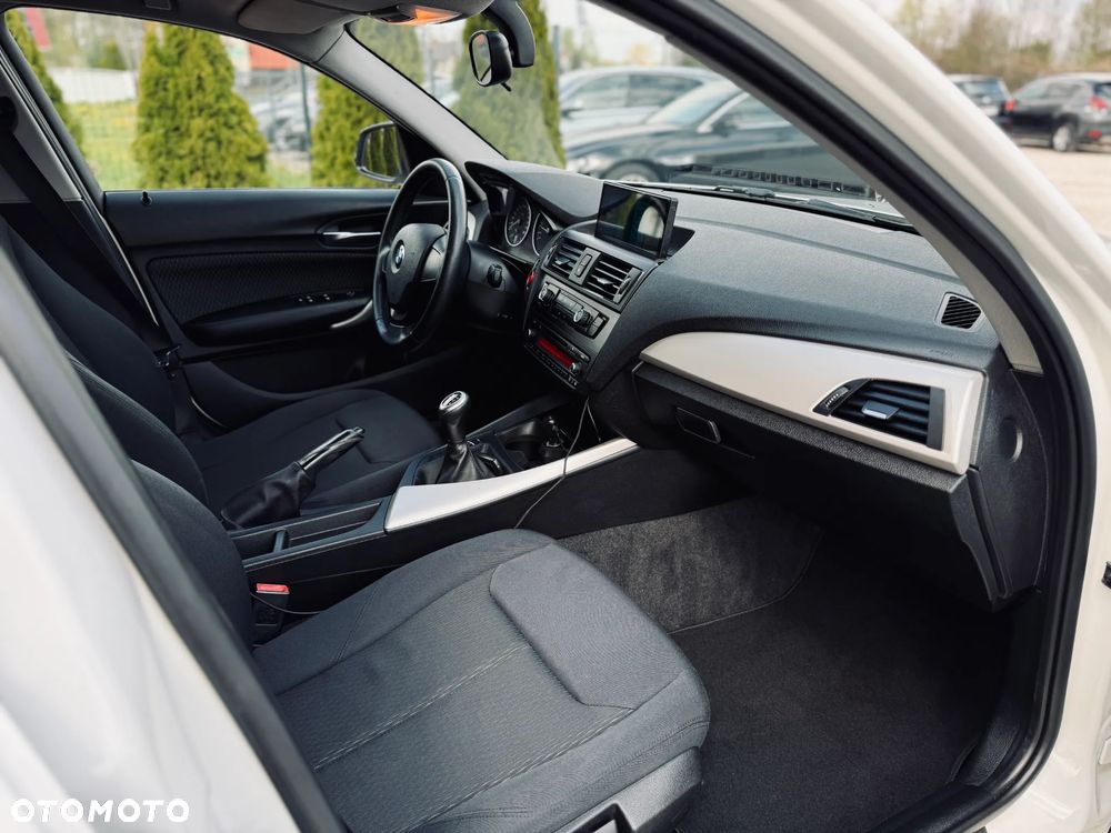 BMW Seria 1 116i - 18