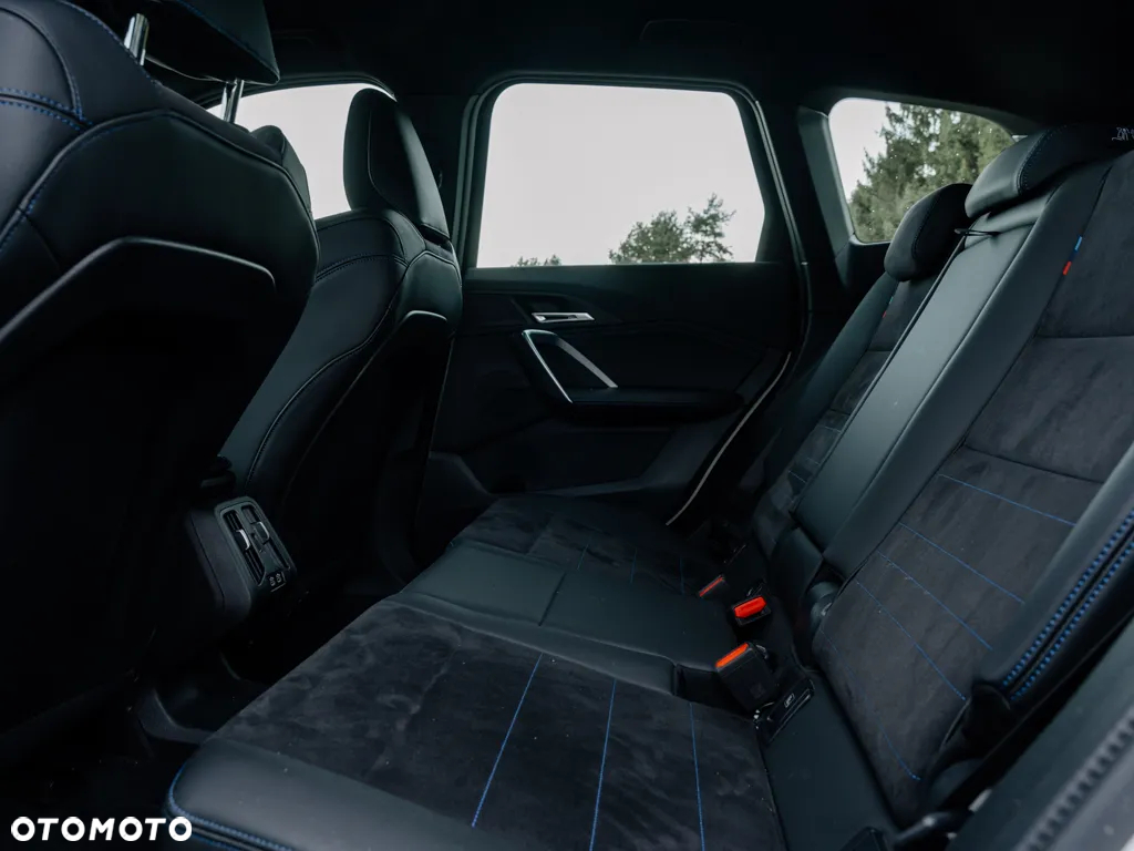 BMW X1 - 11