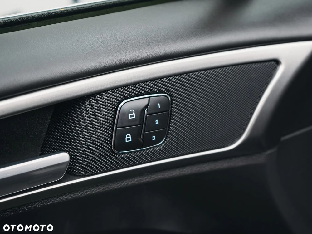 Ford Mondeo 2.0 EcoBlue VIGNALE - 15