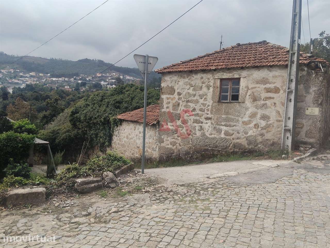 Moradia para Restauro em Roriz, Santo Tirso | 2.000 m² de Terreno - Grande imagem: 3/8