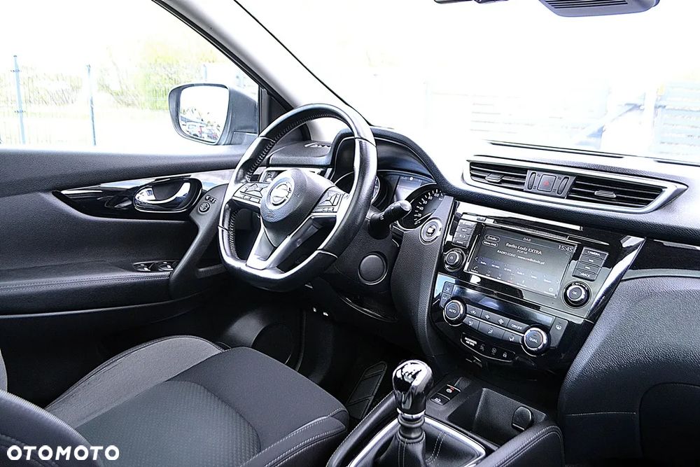 Nissan Qashqai 1.3 DIG-T Tekna - 17
