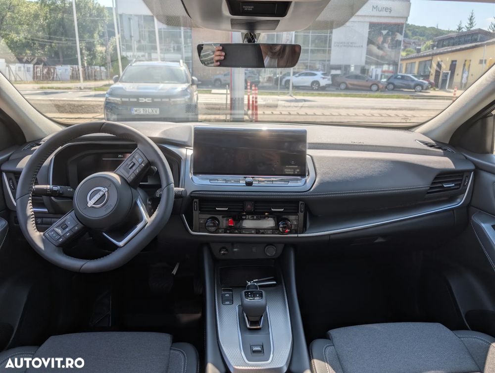 Nissan Qashqai 1.3 l 156CP X-Tronic MHEV N-Connecta - 6