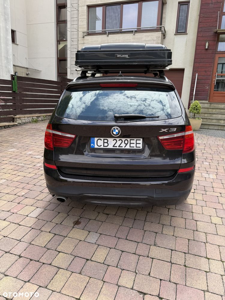 BMW X3 xDrive20d Advantage - 4