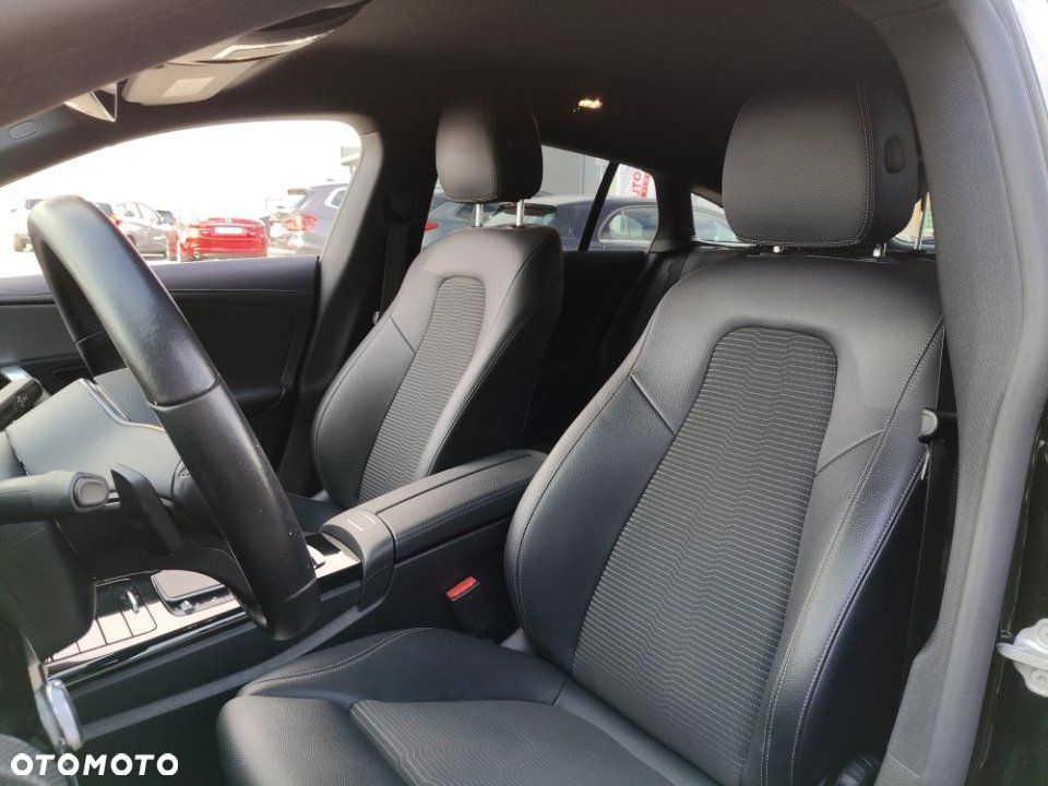 Mercedes-Benz CLA - 17