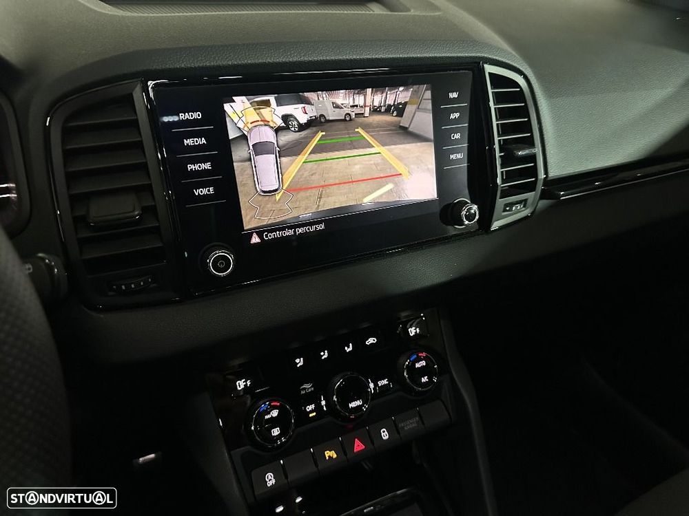 Skoda Karoq 1.0 TSI Sportline - 10