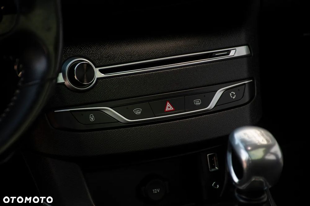 Peugeot 308 BlueHDi 150 Stop & Start Business-Line - 37