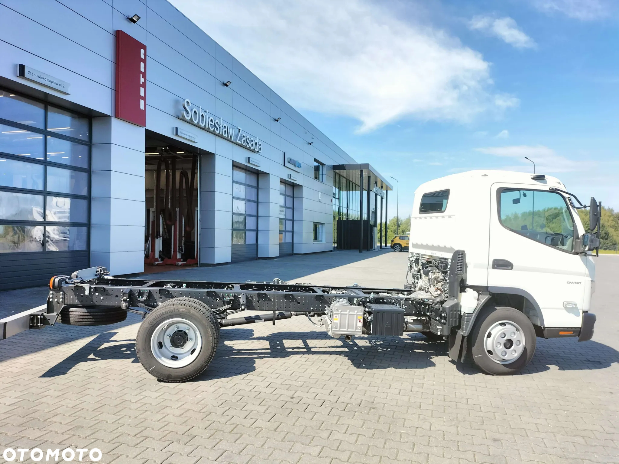 FUSO Canter 9C18 AMT - 8