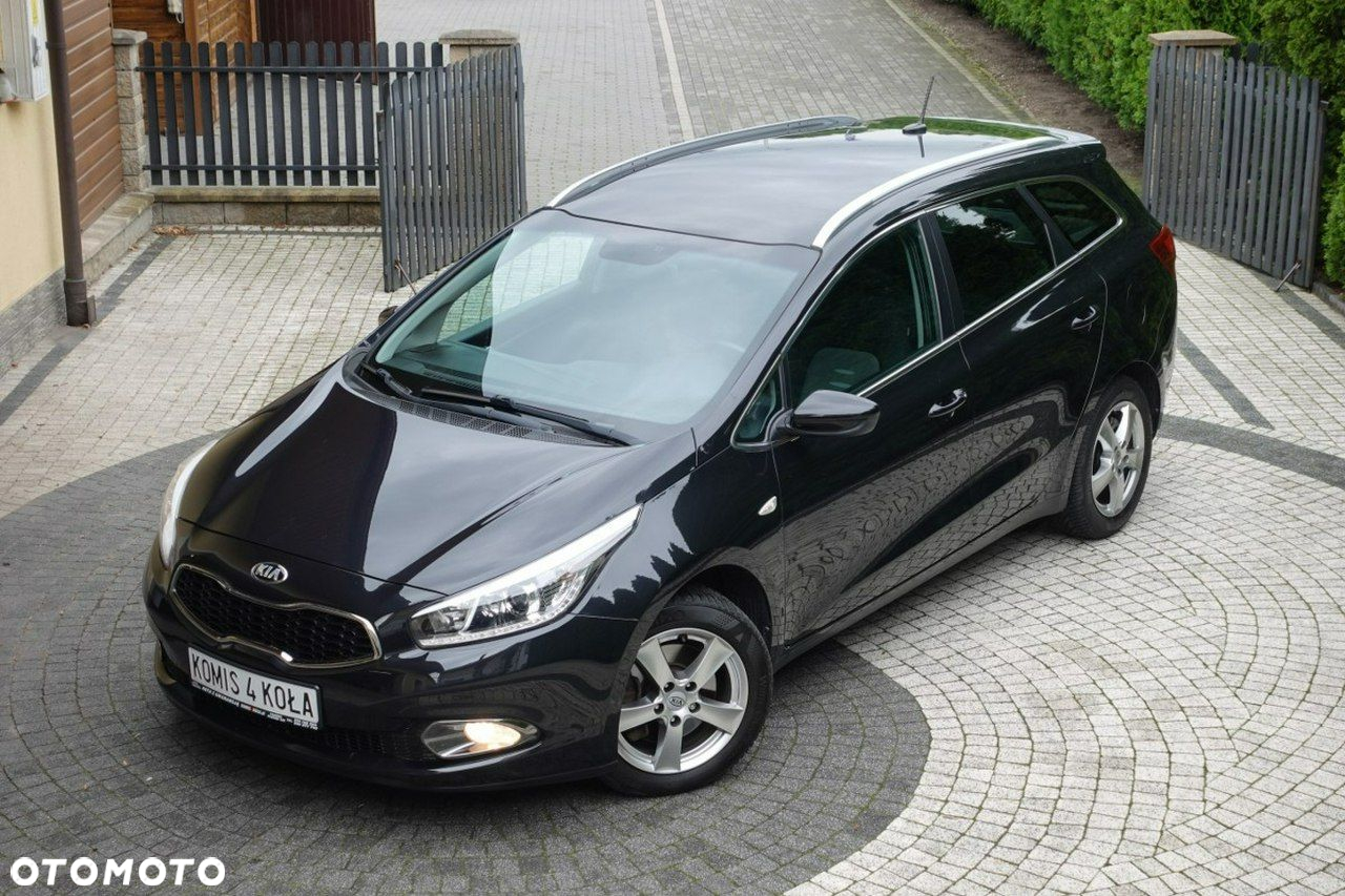 Kia Ceed - 22